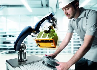 Pilz presents its products and systems for safety applications with robots