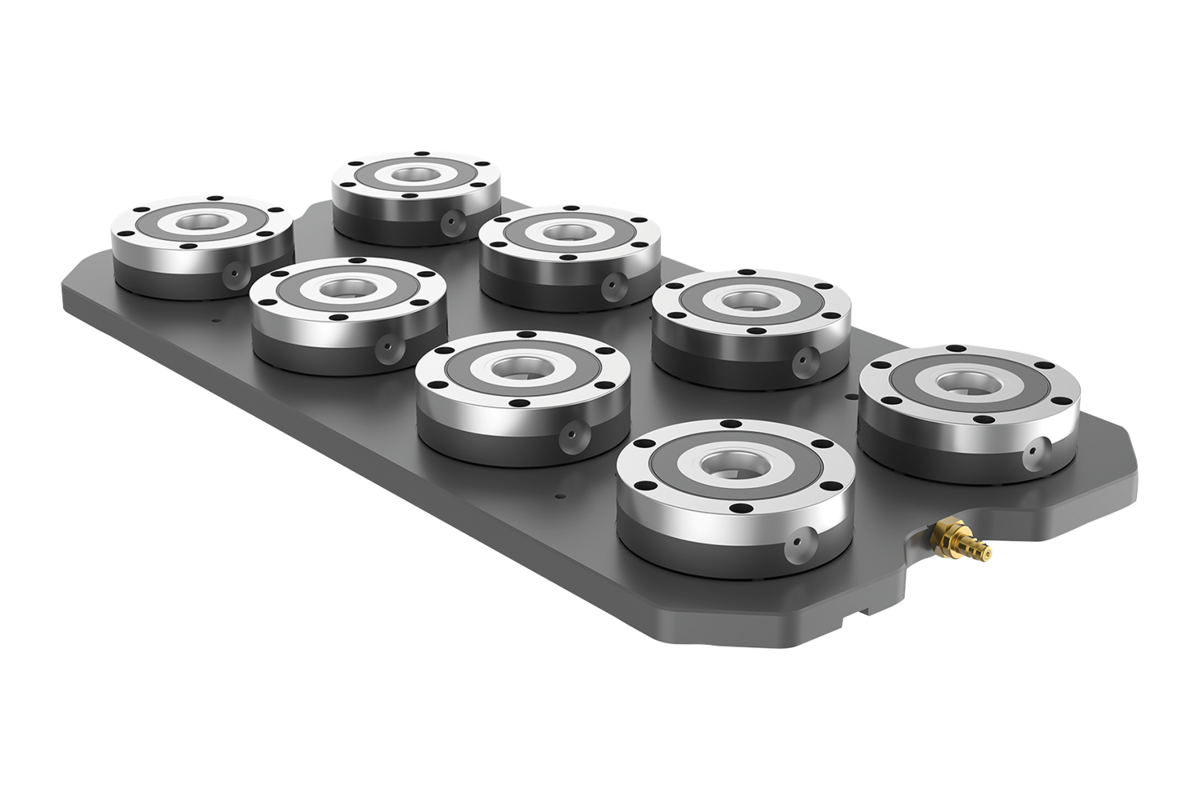 UNILOCK 8x clamping stations